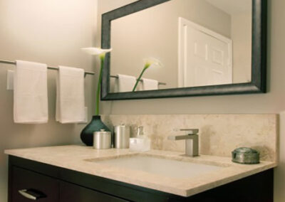 El Granada Powder Room